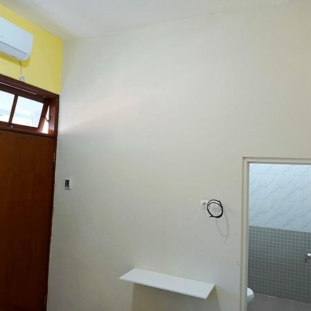 Bebek Kuning Residence Blimbing  Екстериор снимка