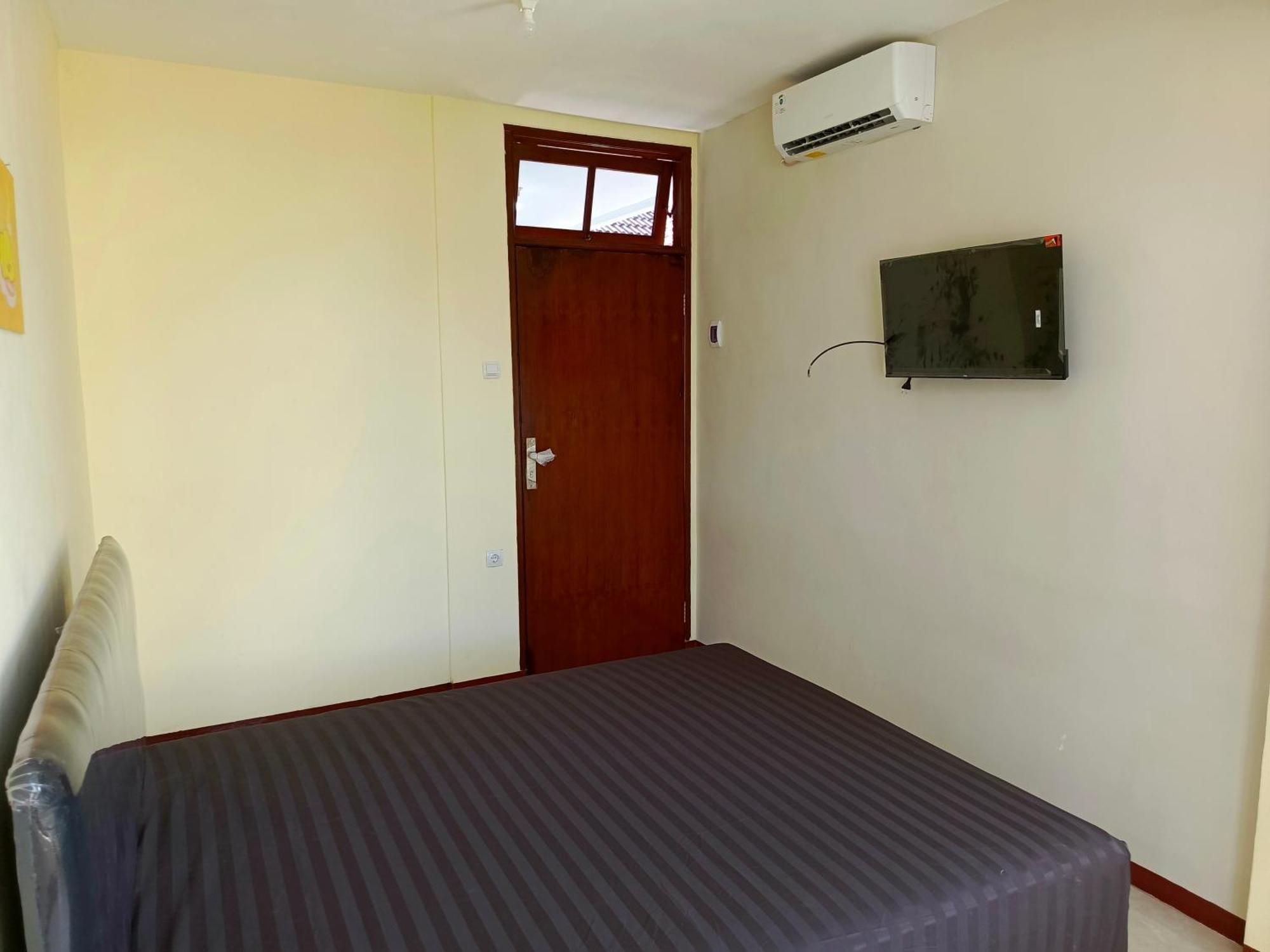 Bebek Kuning Residence Blimbing  Екстериор снимка