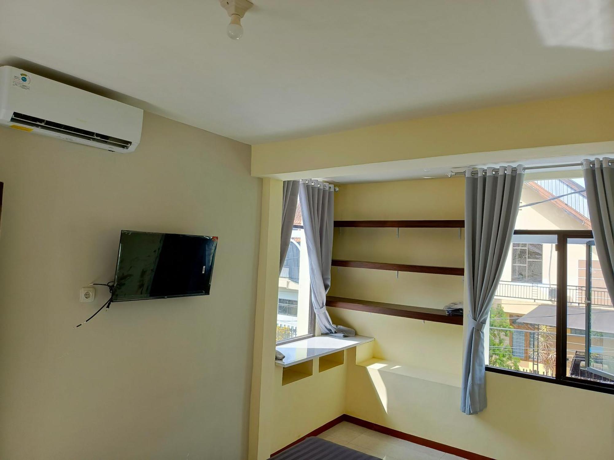 Bebek Kuning Residence Blimbing  Екстериор снимка